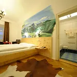 Otel Erlebnis Post - Stadthotel Mit Eigenart 3*
