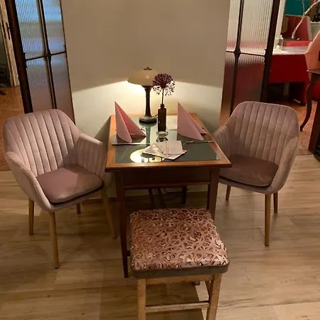 Otel Erlebnis Post - Stadthotel Mit Eigenart