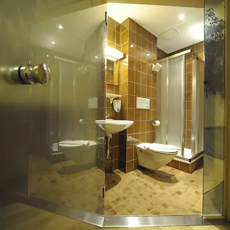 Erlebnis Post - Stadthotel Mit Eigenart 3* Spittal an der Drau