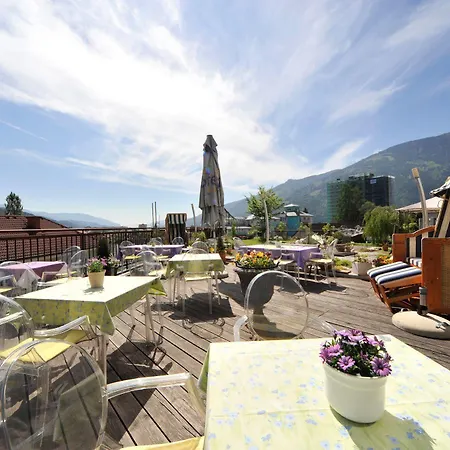 Erlebnis Post - Stadthotel Mit Eigenart 3* Spittal an der Drau