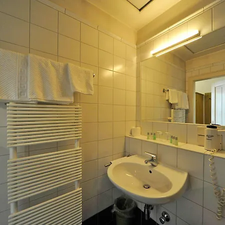 Erlebnis Post - Stadthotel Mit Eigenart 3* Шпитталь-ан-дер-Драу