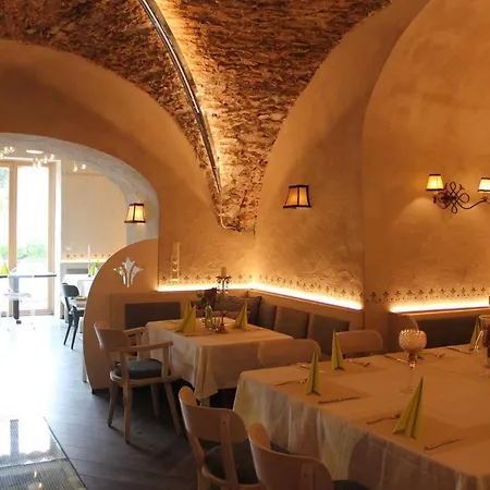 Erlebnis Post - Stadthotel Mit Eigenart 3* Spittal an der Drau